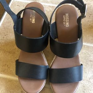Black and brown wedges